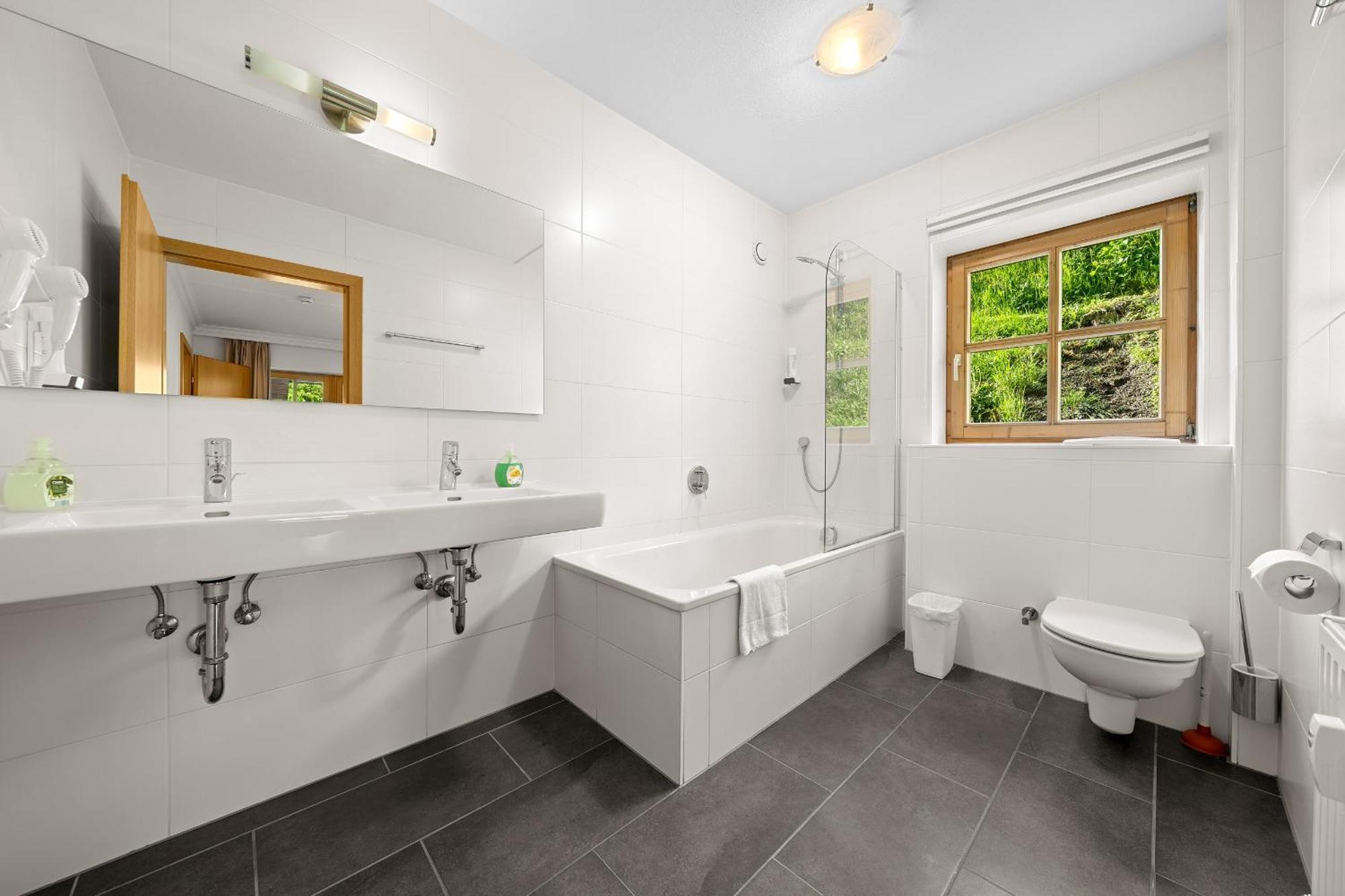 Apartment Select Top 8 - By Four Seasons Apartments ピーゼンドルフ エクステリア 写真
